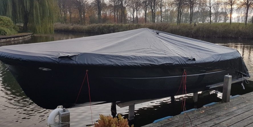 Seafarer 535 pilot boat - inboard diesel