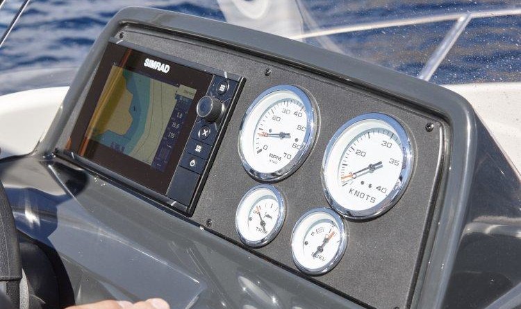 Quicksilver Activ 505 Open