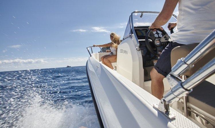 Quicksilver Activ 505 Open