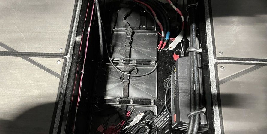 Lund Boats 2175 Pro-V Sport