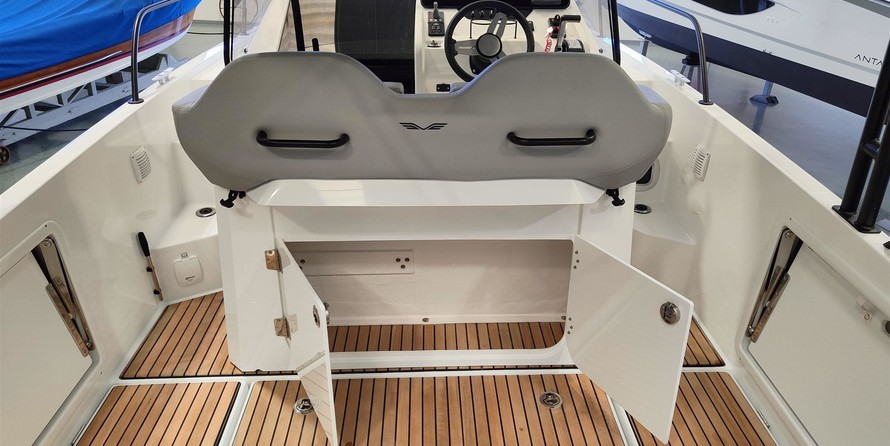 Beneteau Flyer 8 Sundeck