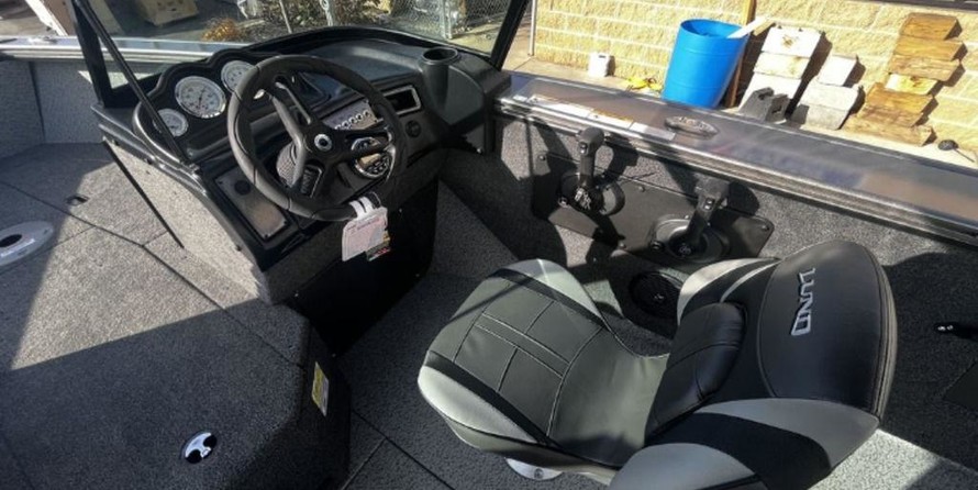 Lund Boats 2075 Pro-V Sport