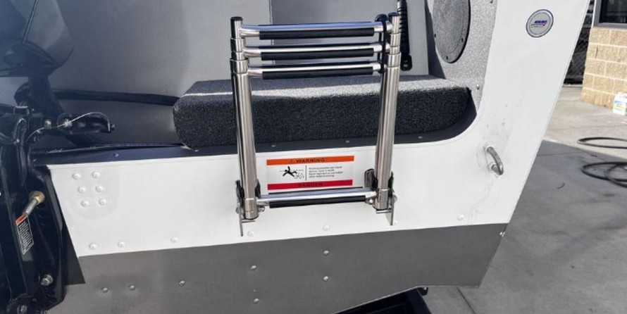 Lund Boats 2075 Pro-V Sport