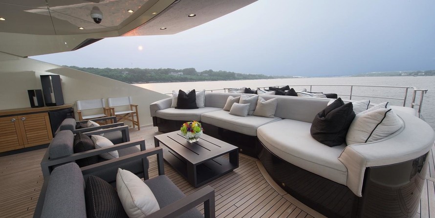 Palmer Johnson 150 SportYacht