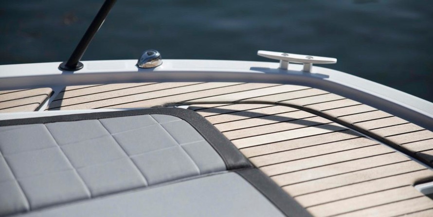 Beneteau America Flyer 8 Sundeck