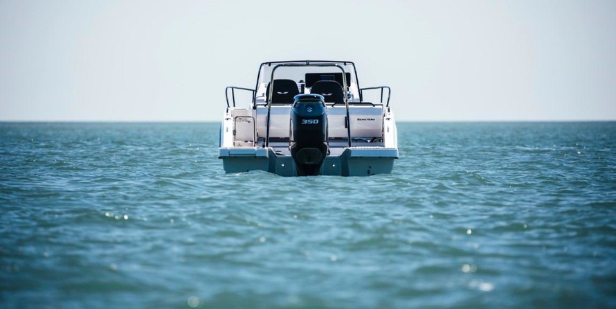 Beneteau America Flyer 8 Sundeck