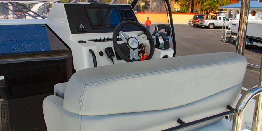 Beneteau America Flyer 8 Sundeck