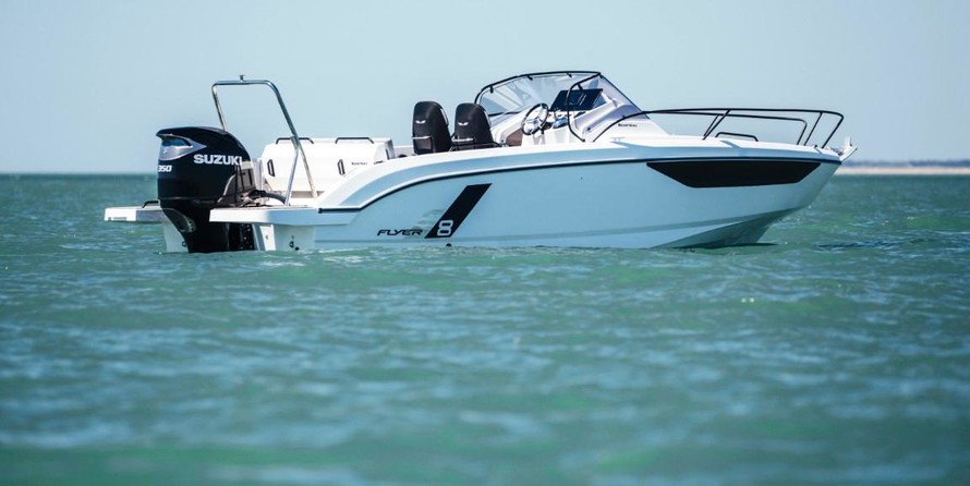 Beneteau America Flyer 8 Sundeck