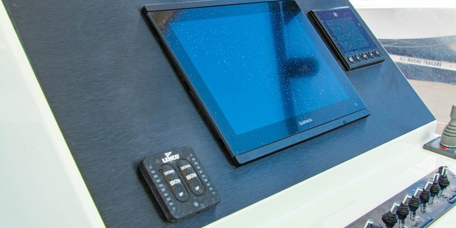 Beneteau America Flyer 8 Sundeck