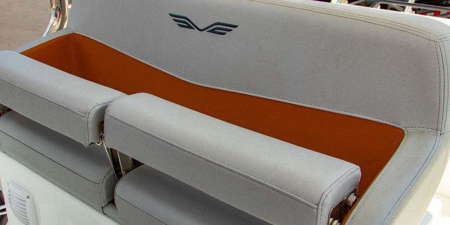 Beneteau America Flyer 8 Sundeck