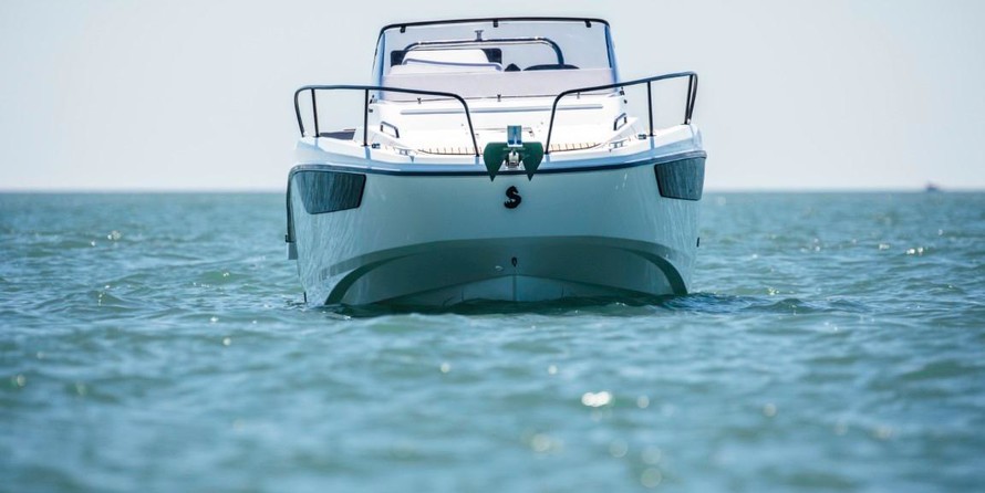 Beneteau America Flyer 8 Sundeck