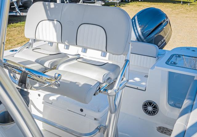 Sea Fox 228 Commander
