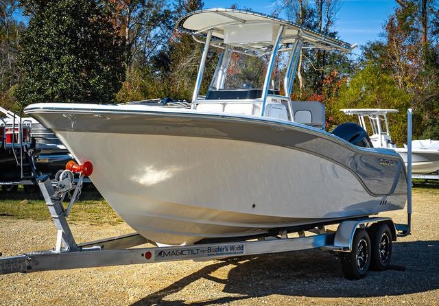 Sea Fox 228 Commander