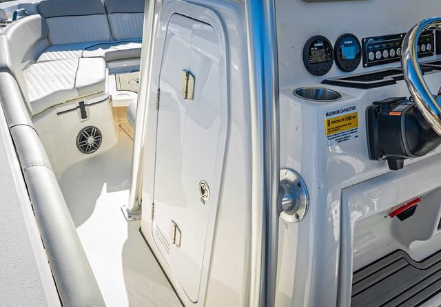 Sea Fox 228 Commander