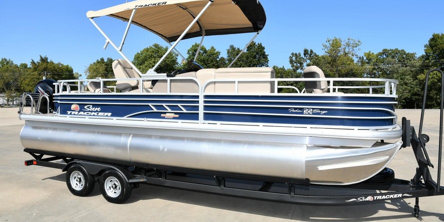 Sun Tracker Fishin Barge 22 DLX