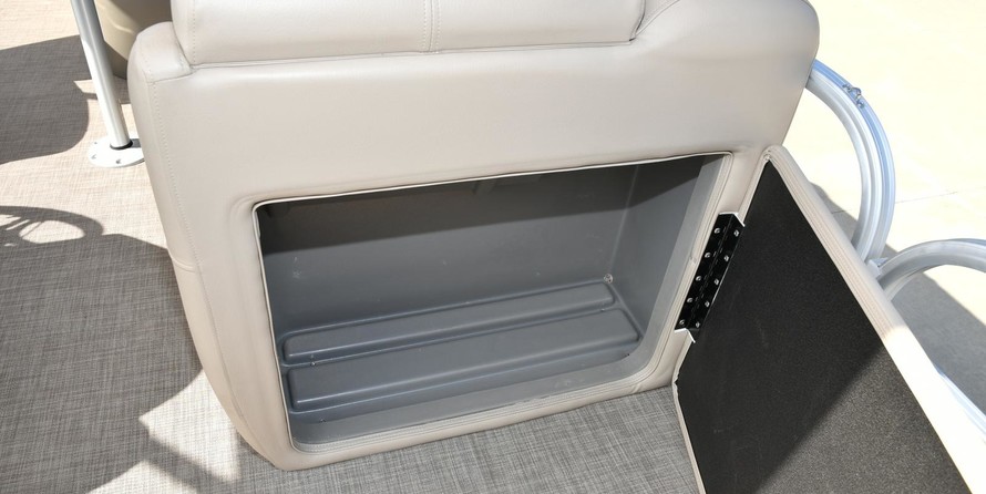 Sun Tracker Fishin Barge 22 DLX