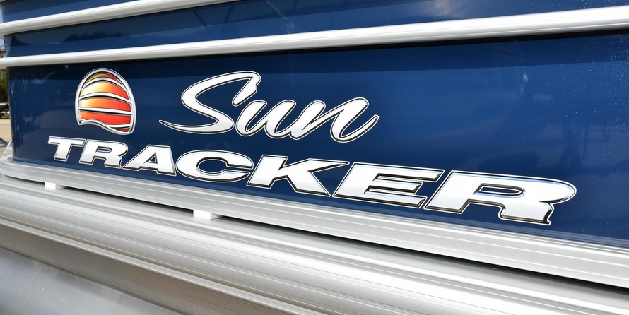 Sun Tracker Fishin Barge 22 DLX