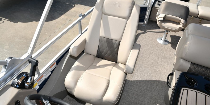 Sun Tracker Fishin Barge 22 DLX