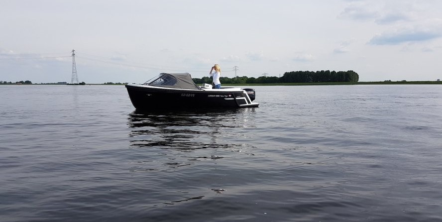 Corsiva 565 tender