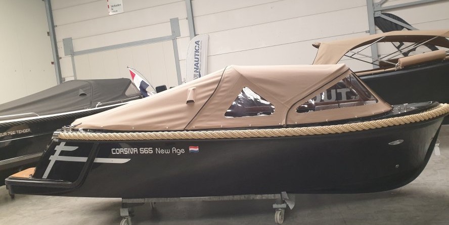 Corsiva 565 tender