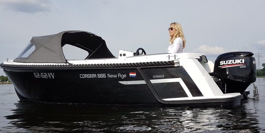 Corsiva 565 tender