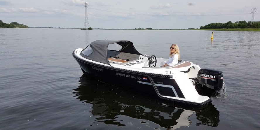 Corsiva 565 tender