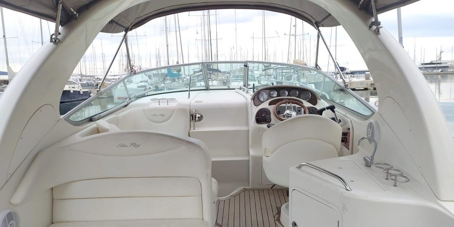 Sea Ray 315 Sundancer