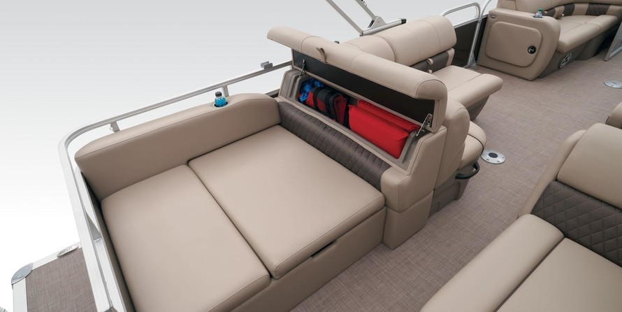 Sun Tracker Party Barge 22 DLX