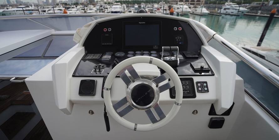 Azimut Grande 30 METRI