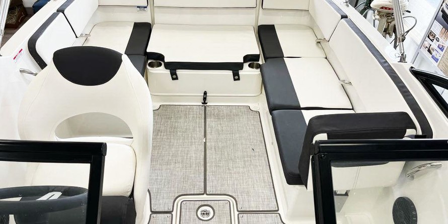 Bayliner VR4 BOWRIDER