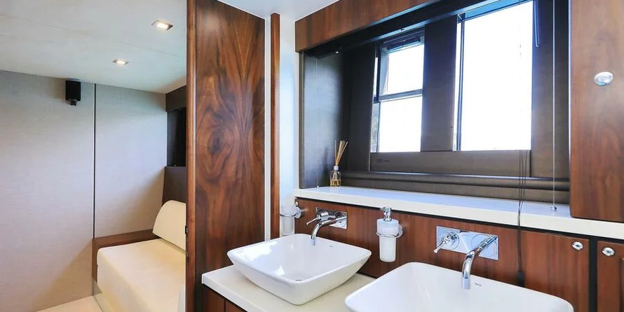 Fairline 78 Squadron