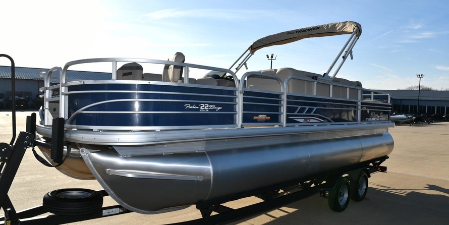 Sun Tracker Fishin Barge 22 XP3