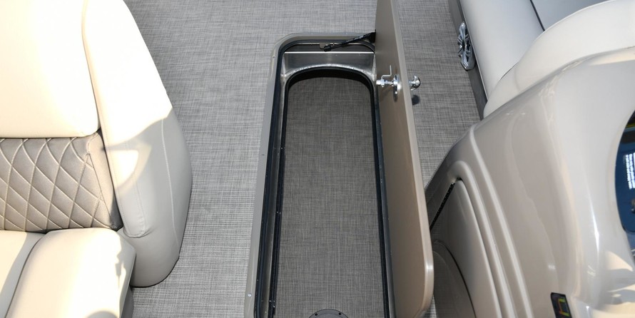 Sun Tracker Fishin Barge 22 XP3