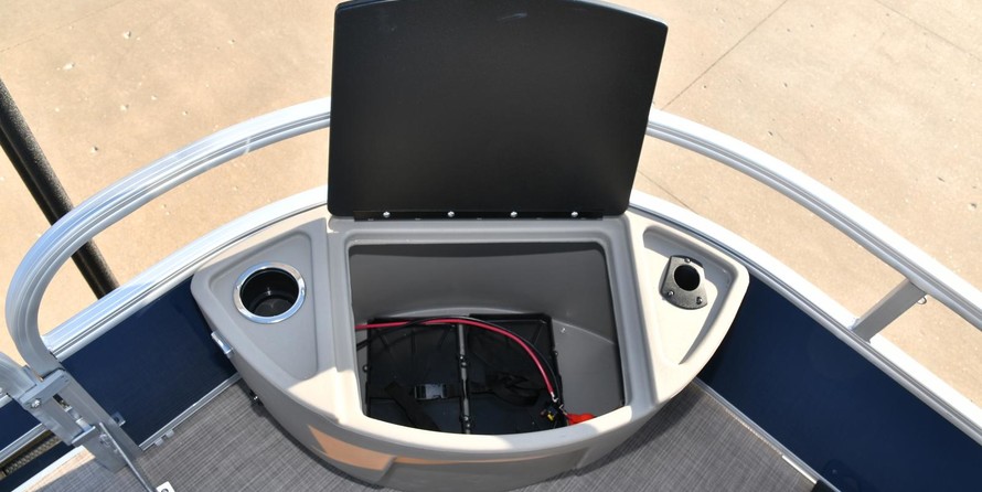 Sun Tracker Fishin Barge 22 XP3