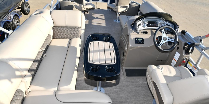 Sun Tracker Fishin Barge 22 XP3