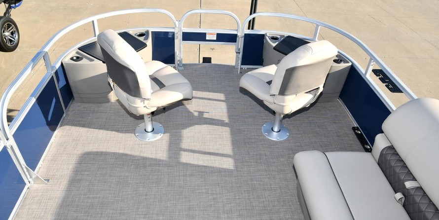 Sun Tracker Fishin Barge 22 XP3