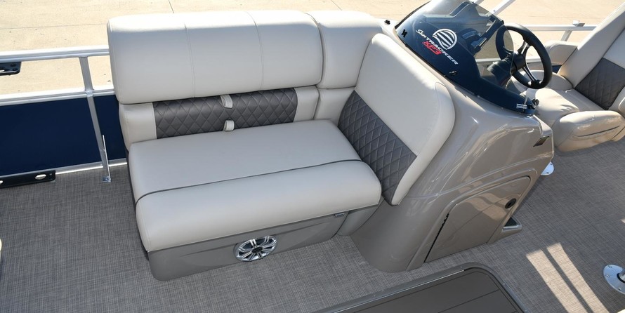 Sun Tracker Fishin Barge 22 XP3