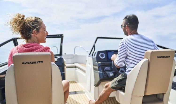 Quicksilver Activ 605 Bowrider