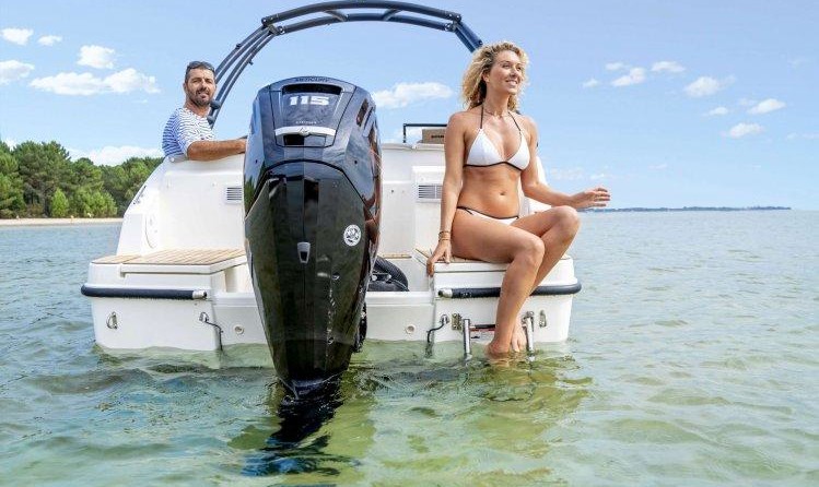 Quicksilver Activ 605 Bowrider