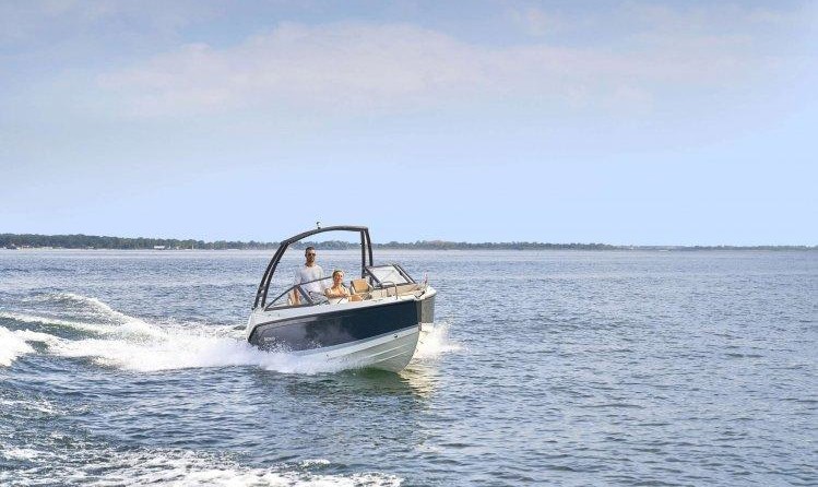Quicksilver Activ 605 Bowrider