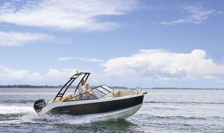 Quicksilver Activ 605 Bowrider