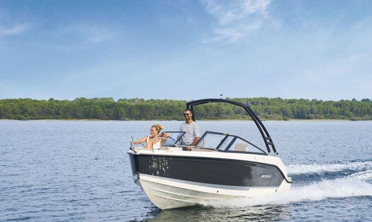 Quicksilver Activ 605 Bowrider
