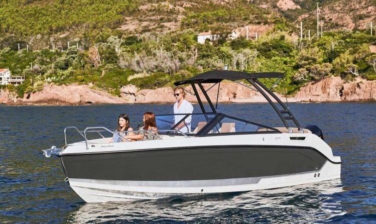 Quicksilver Activ 675 Bowrider