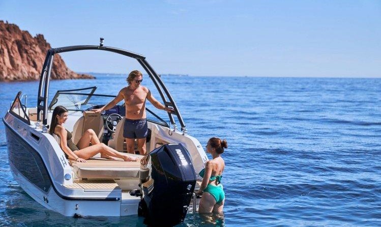 Quicksilver Activ 675 Bowrider