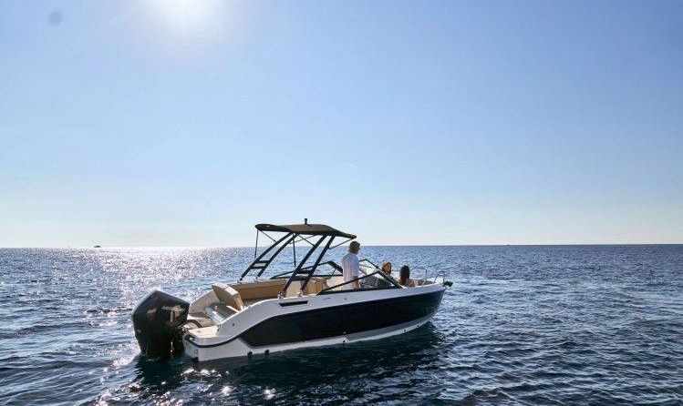 Quicksilver Activ 675 Bowrider