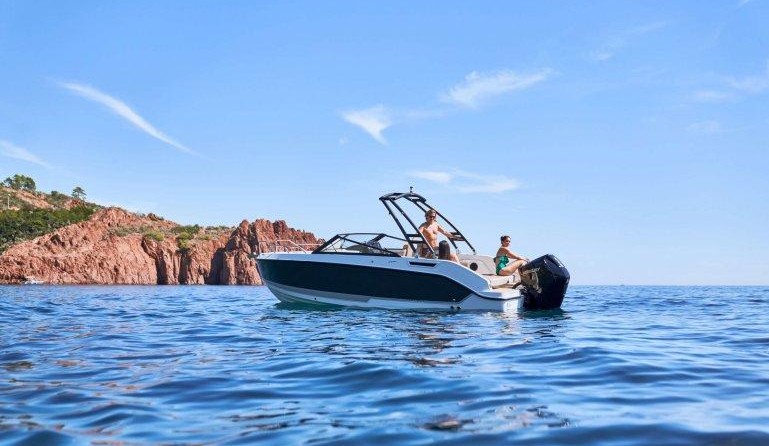 Quicksilver Activ 675 Bowrider