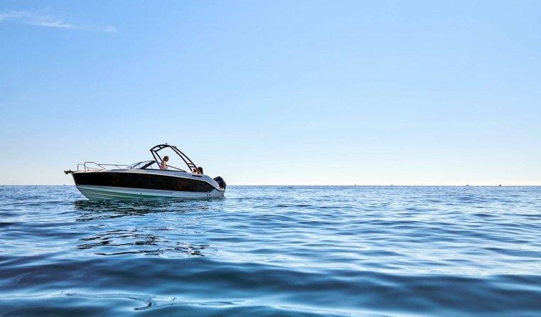 Quicksilver Activ 675 Bowrider