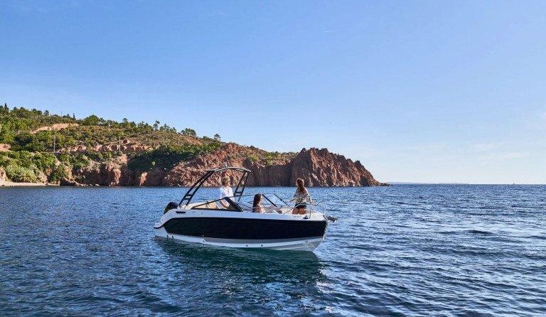 Quicksilver Activ 675 Bowrider