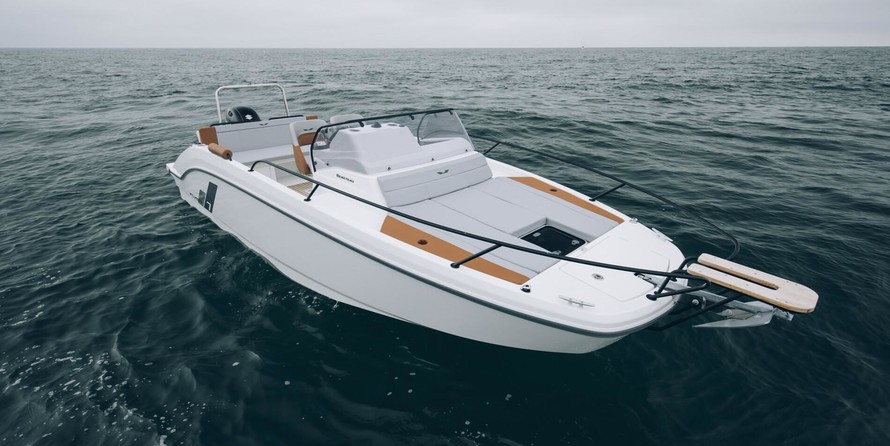 Beneteau Flyer 7 SUNdeck