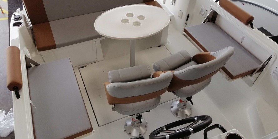 Beneteau Flyer 7 SUNdeck